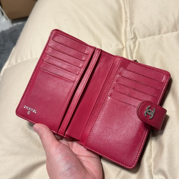 CHANEL • CC French Lambskin Wallet (RARE COLOR) - Picture 3 of 12